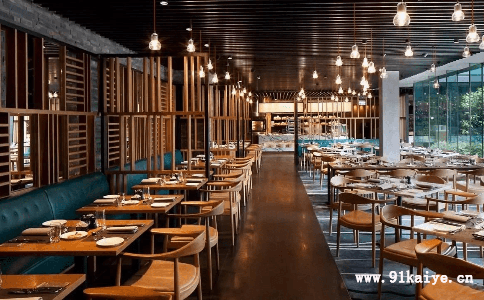上海注冊(cè)酒店管理公司時(shí)如何撰寫(xiě)包含工藝美術(shù)品及禮儀用品制造的經(jīng)營(yíng)范圍
